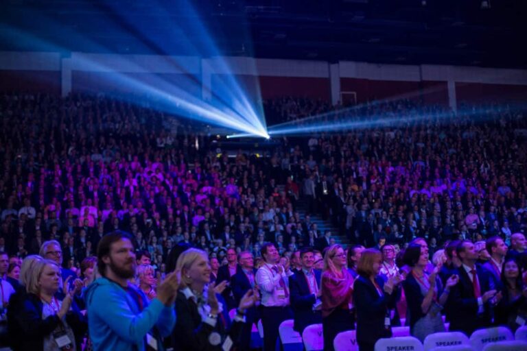 Näkökulma: Aikakautemme kehityssuunnat